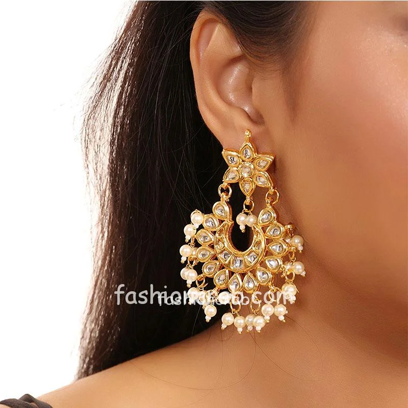 Kundan Women Earrings with Hanging Pearls