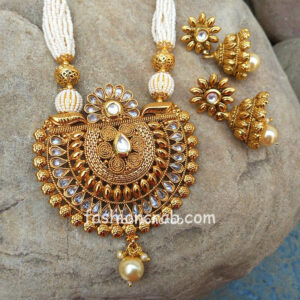 Golden Necklace Set with Pearls for Women