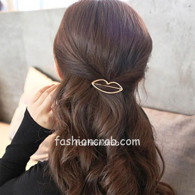 Lip Shaped Golden Color Hair Pin