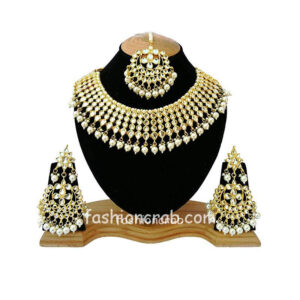 Designer Kundan Choker Necklace Set with Earrings and Maang Tikka