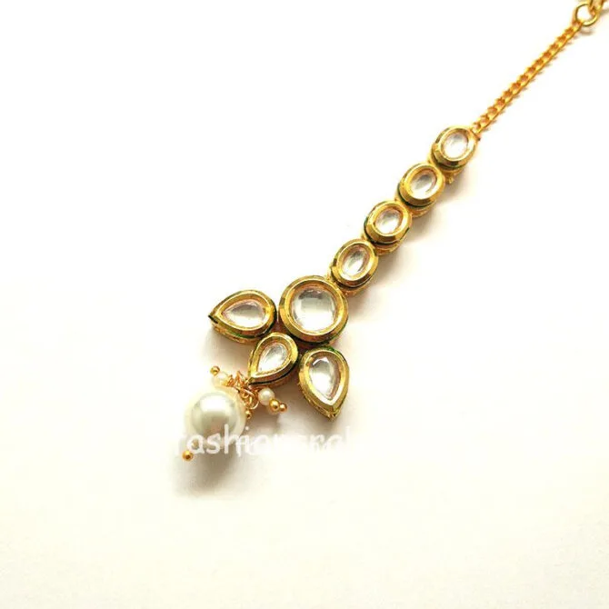 Traditional Pearl Kundan Maang Tikka for Girls Traditional Pearl Kundan Maang Tikka for Girls