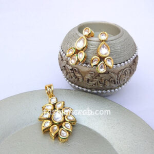 High Quality Partywear Kundan Pendant Set for Women