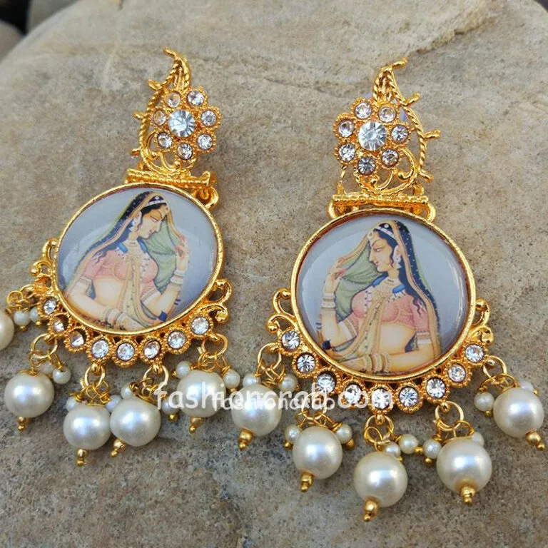 Maharani Golden Digital Earrings