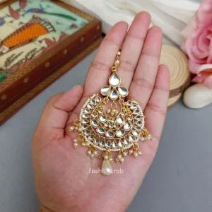 Rashmika Pearl Maangtikka