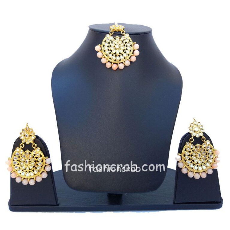 Kundan Maang Tikka with Earring for Peach Lehenga