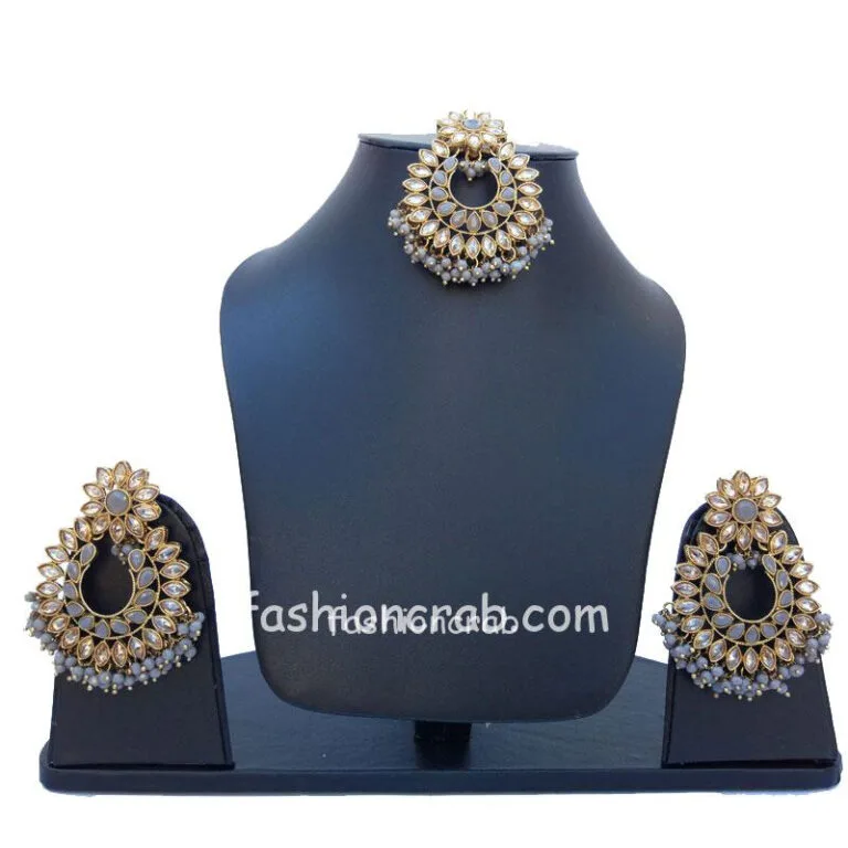 Traditional Grey Earrings with Maang Tikka for Party