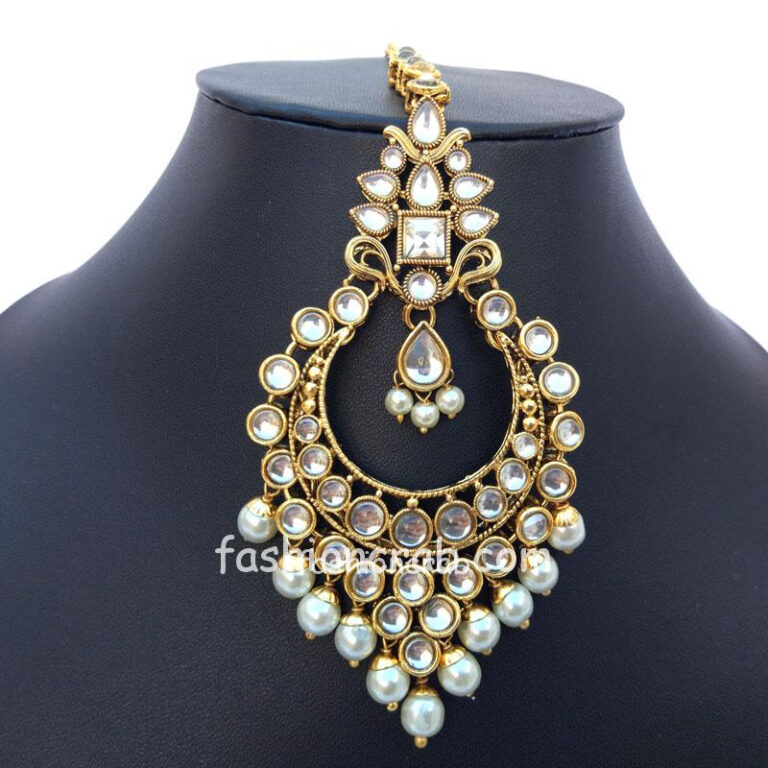 Traditional Maang Tikka with Earring Set for Wedding