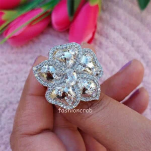 Silver Flower Cubic Zirconia Finger Ring for Ladies