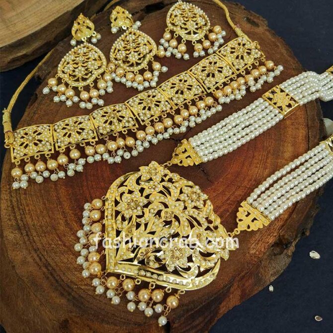 Cream Colour Pearl Jadau Necklace Set for Punjabi Bride-01 Cream Colour Pearl Jadau Necklace Set for Punjabi Bride