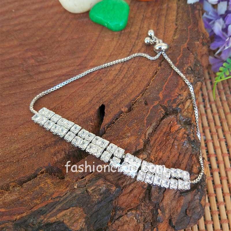 Trendy Hand Bracelet for Women