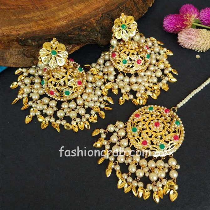 White Traditional Jadau Jhumka with Maang Tikka White Traditional Jadau Jhumka with Maang Tikka