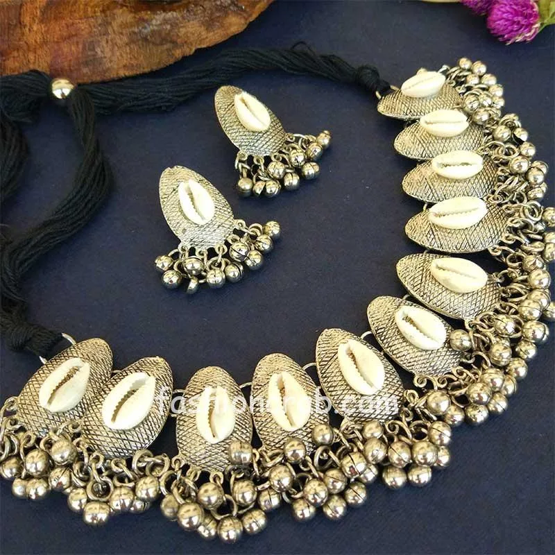Handcrafted Sea Shell Oxidised Silver Choker Set