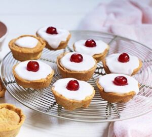 bake food