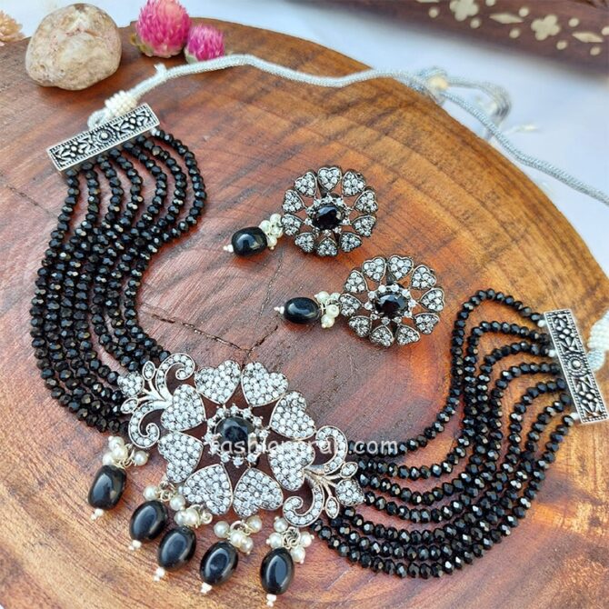 Black Choker Indian Necklace Set Black Choker Indian Necklace Set