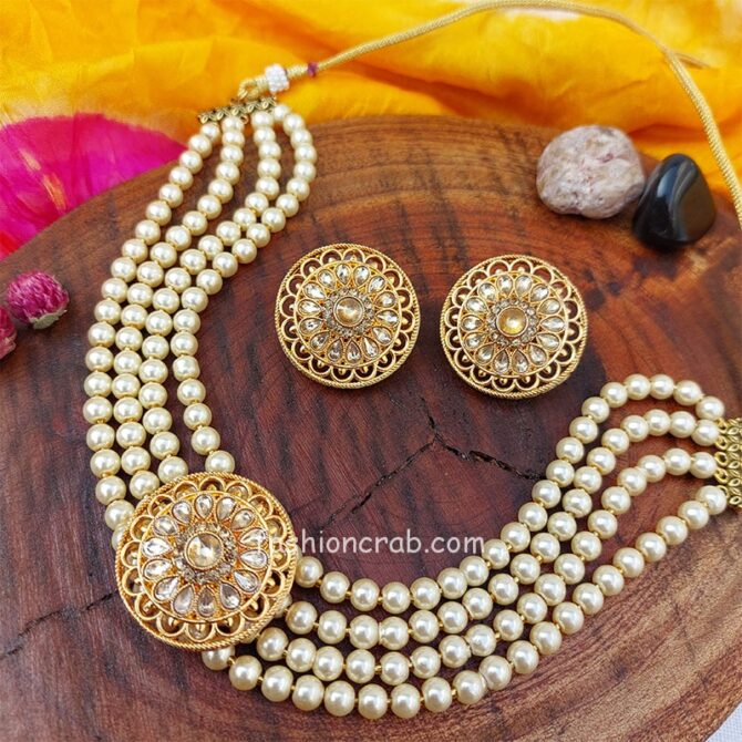 Indian Style Pearl Choker Necklace Indian Style Pearl Choker Necklace