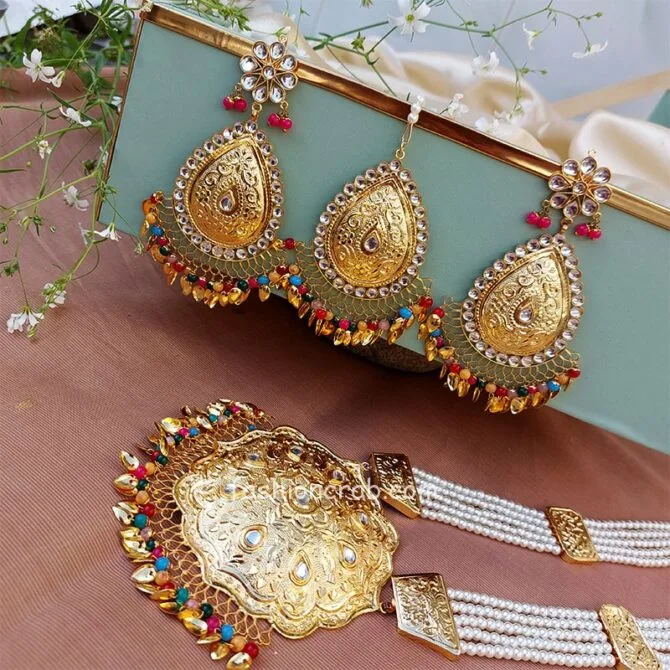 Multicolor Punjabi Pipal Patti Jewellery Set for Women Multicolor Punjabi Pipal Patti Jewellery Set for Women