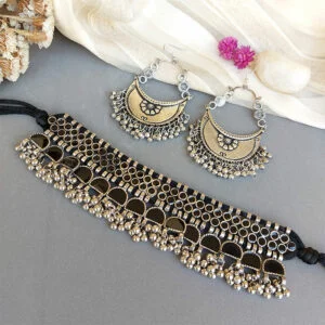 Black Choker Necklace with Earrings for Saree