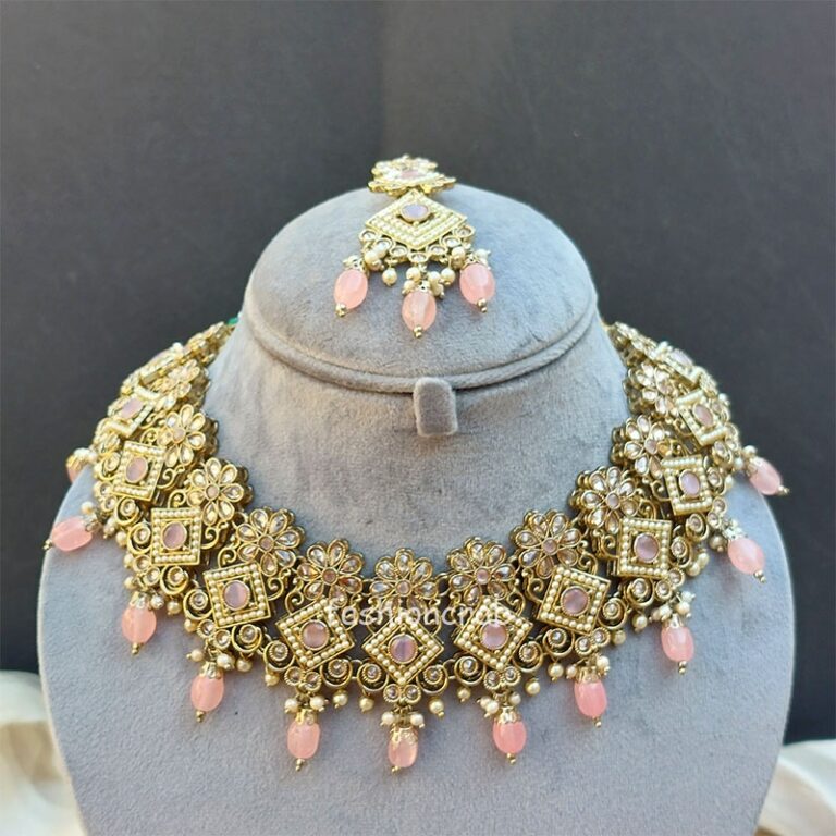 Polki Necklace - Light Pink