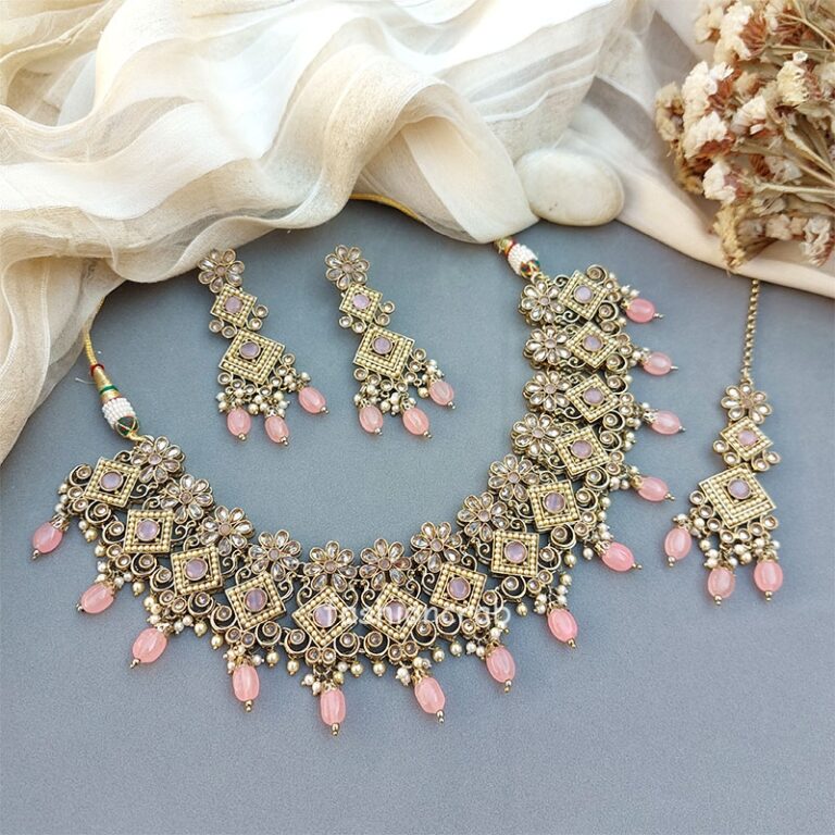 Polki Necklace - Light Pink