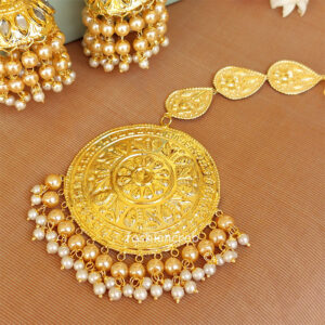 Cream Color Punjabi Tikka Earrings for Wedding