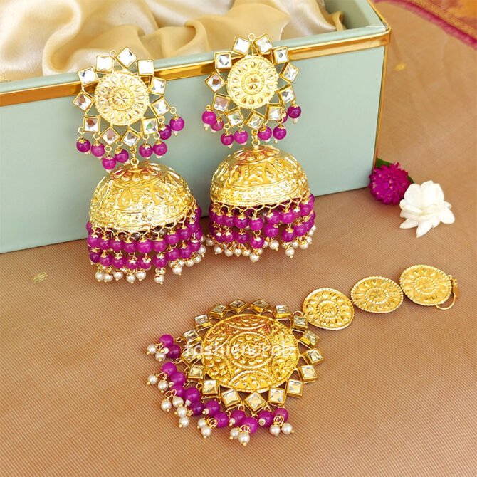 Magenta Pink Big Punjabi Traditional Earrings with Tikka Magenta Pink Big Punjabi Traditional Earrings with Tikka