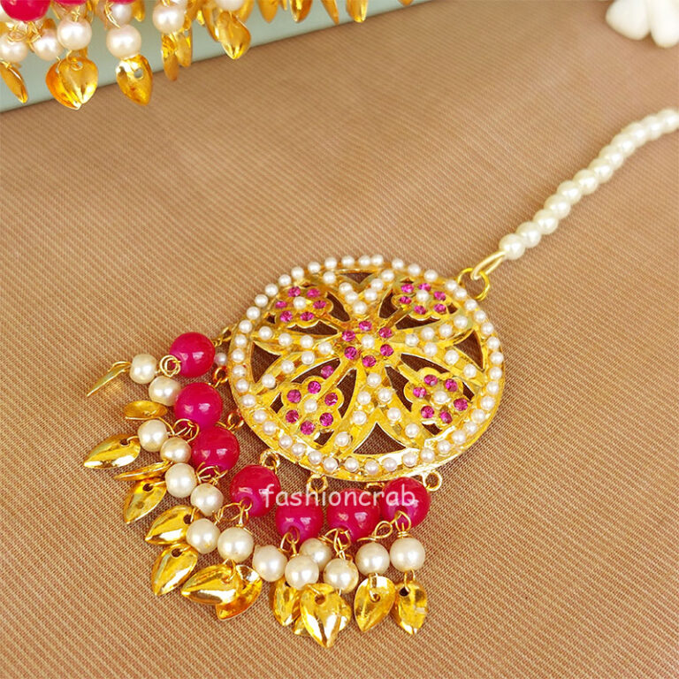 Traditional Punjabi Pipal Patti Tikka Set - Hot Pink