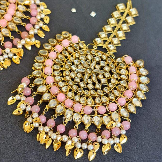 Big Punjabi Tikka Set with Earrings for Women - Light Pink