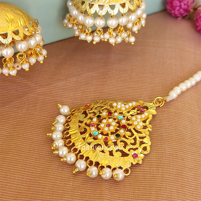 Multicolor Pearl Punjabi Maang Tikka Set with Jhumka