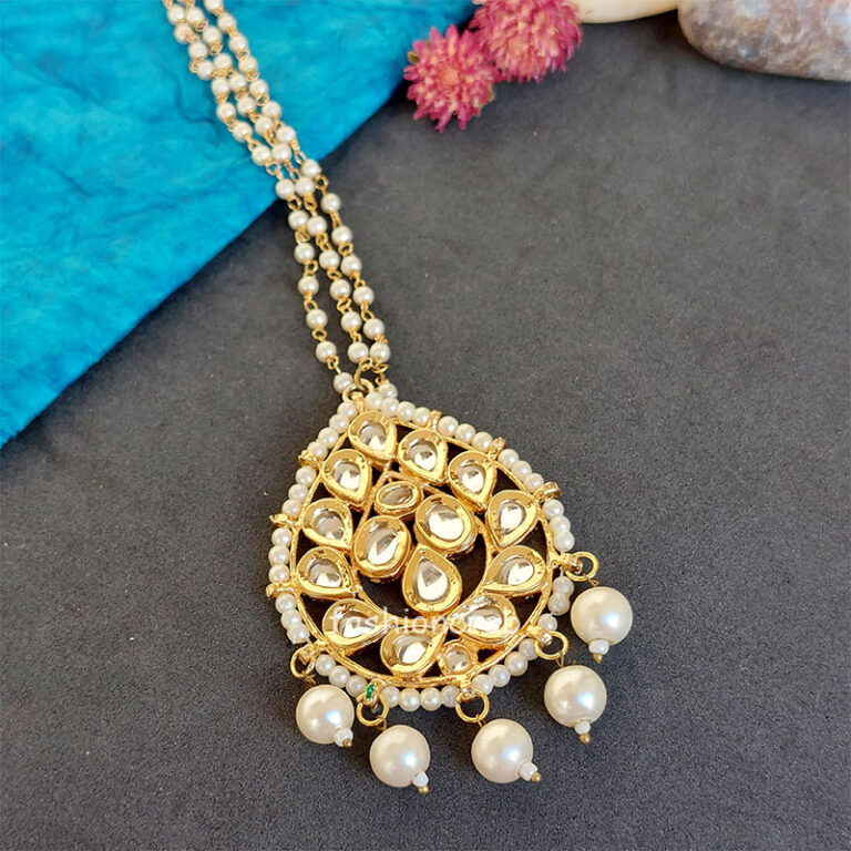 Ethnic Kundan Pearl Maangtikka for Bride