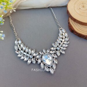 Kathy Crystal Necklace