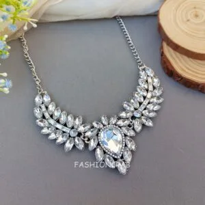 Kathy Crystal Necklace