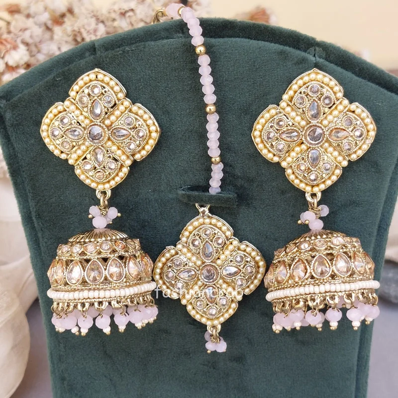 Aamna Maang Tikka with Earrings - Pink - Image 5