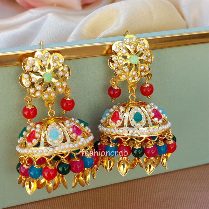 Multicolor Pearl Pipal Patti Jadau Earring with Tikka Set