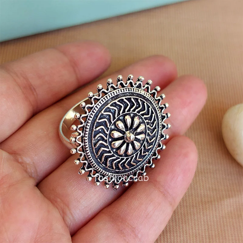 Vintage Charm Oxidised Rings