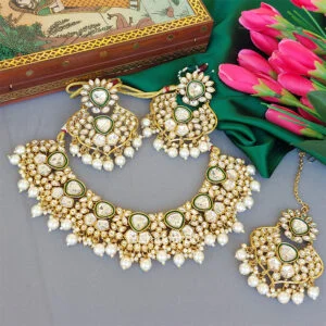 Statement Kundan Necklace Set for Shaadi