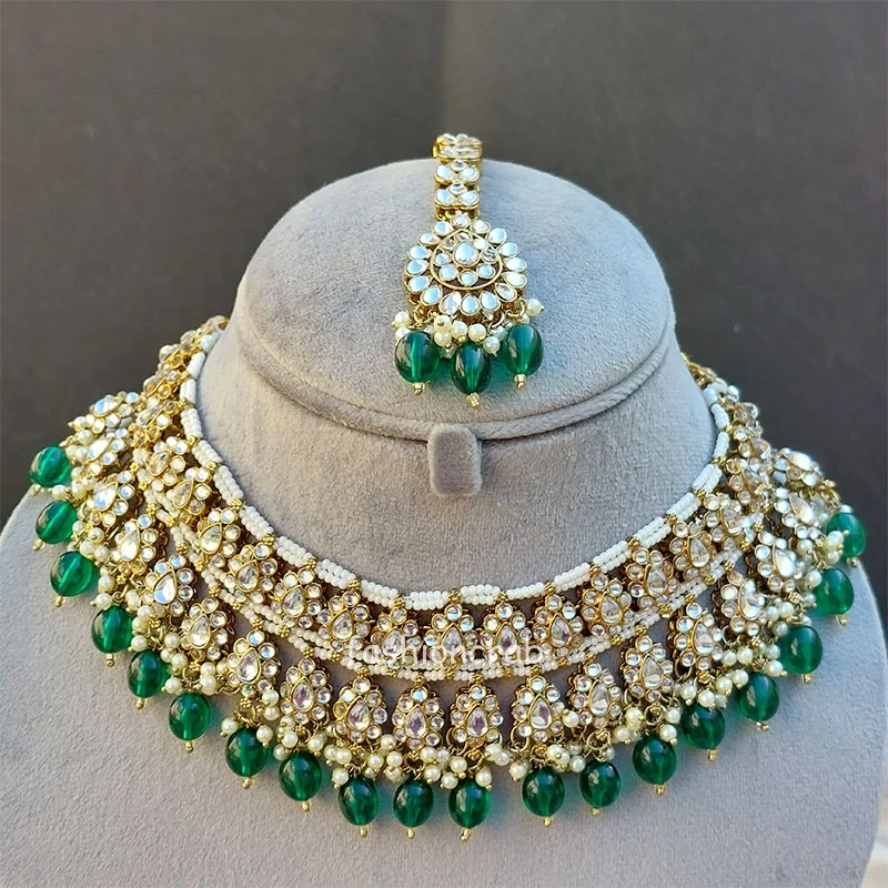Green Color Bridal Kundan Jewellery Set