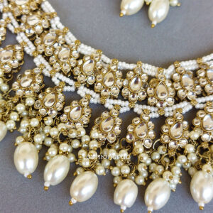 White Color Bridal Kundan Jewellery Set