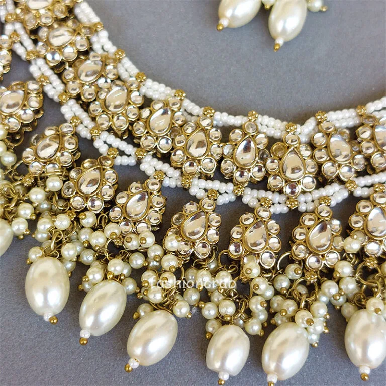 White Color Bridal Kundan Jewellery Set