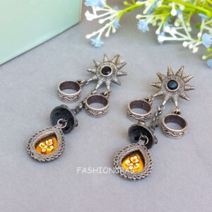 Amy Brass Earrings - Black