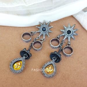 Amy Brass Earrings - Black