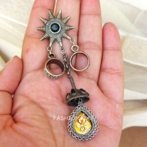 Amy Brass Earrings - Black