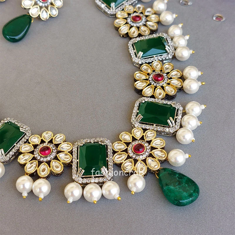 Sonam Emerald Green Necklace Set