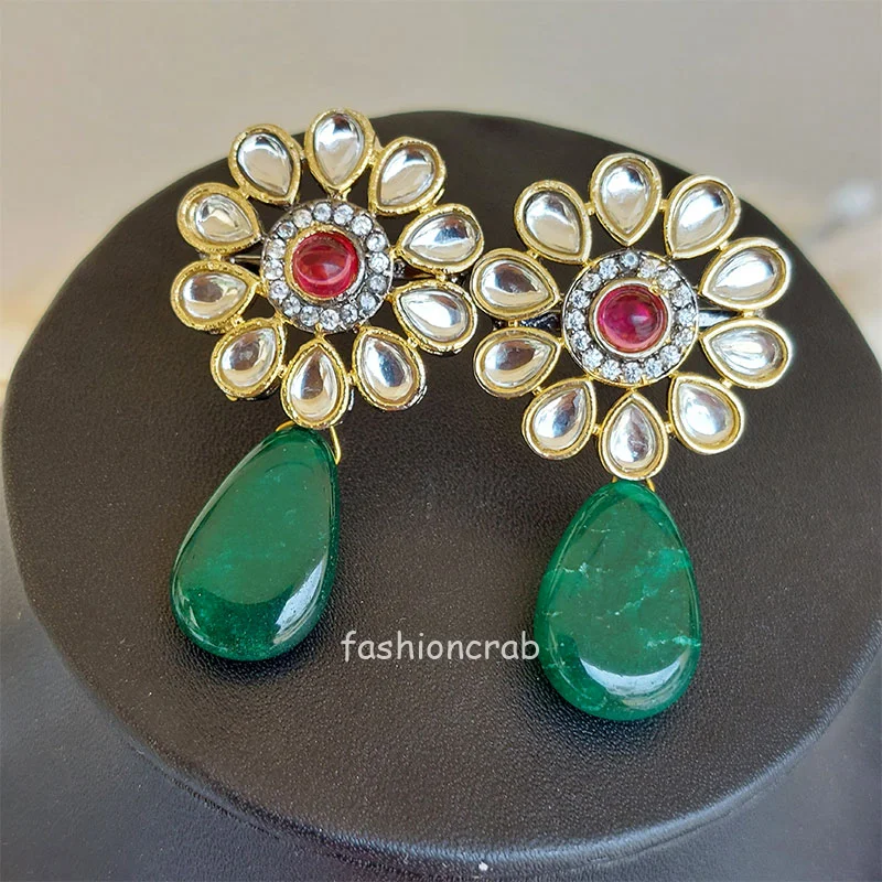 Sonam Emerald Green Necklace Set