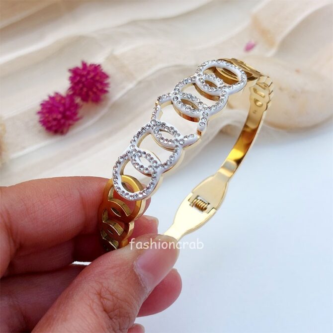 Charlotte Anti Tarnish Bracelet - Golden