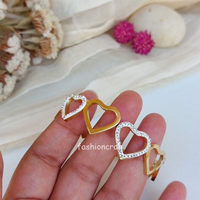 Love Lock Heartlet Anti Tarnish Bracelet - Golden