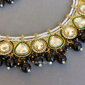 Sonam Kundan Jewellery Set - Black