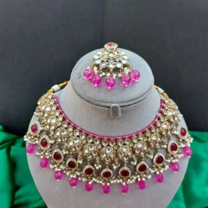 Aahana Kundan Jewellery Set - Wine