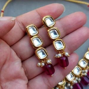 Aditi Kundan Set - Wine