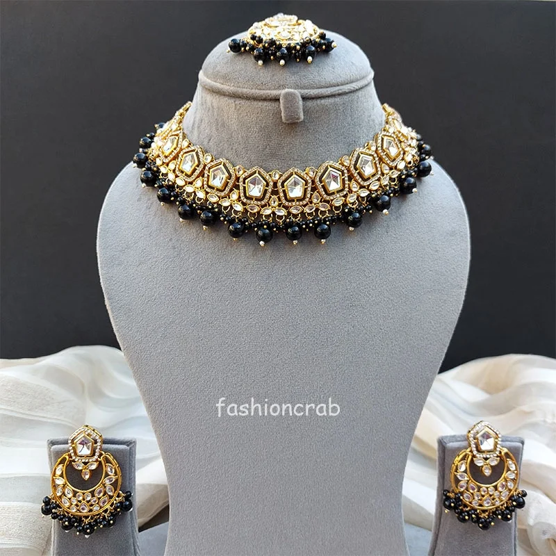 Sana Kundan Necklace Set - Black