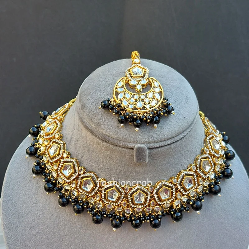 Sana Kundan Necklace Set - Black